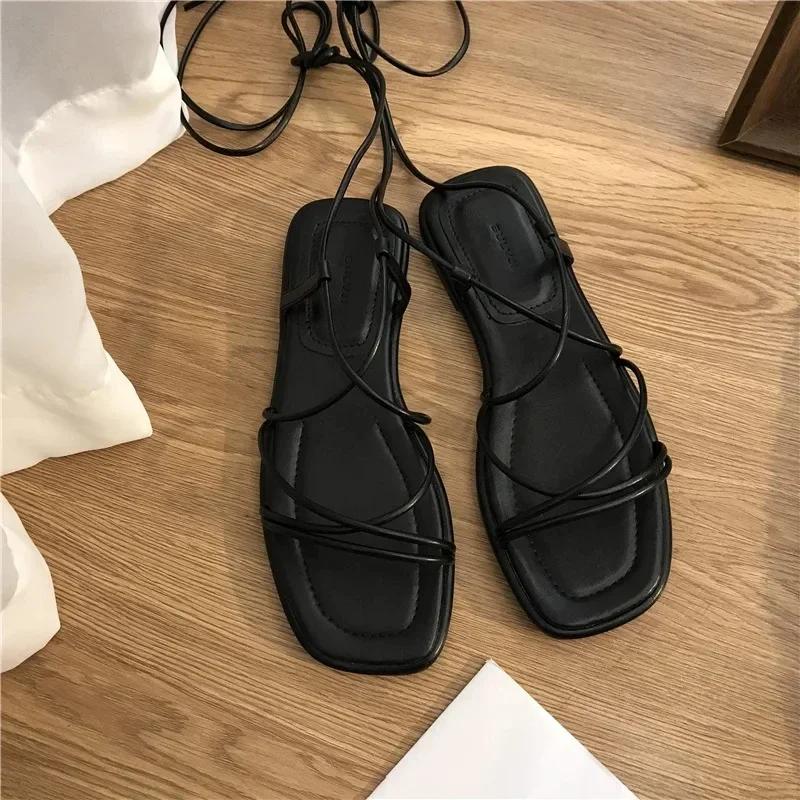 Sandalen Damen Sommer Neu 2025 Mode Lässig Flache Schuhe Überkreuzschnürung Luxus Offene Zehen Gladiator Damen Strand Flip-Flops Römerschuhe