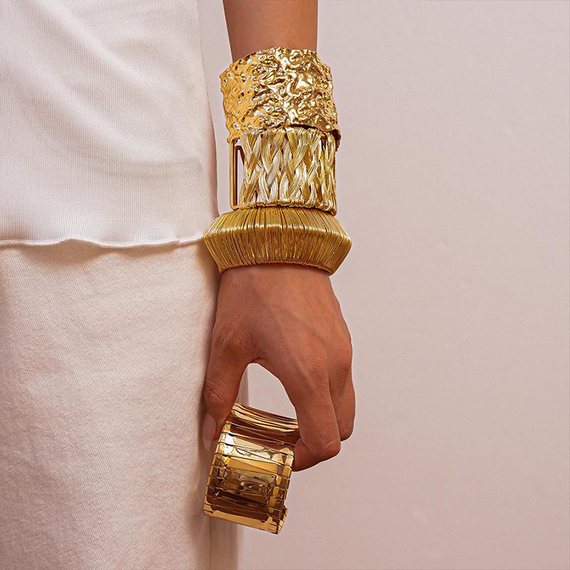 Punk Metal Bracelets For Women Men Geometric Cuff Bangles Personality Exaggerated Hand Jewelry