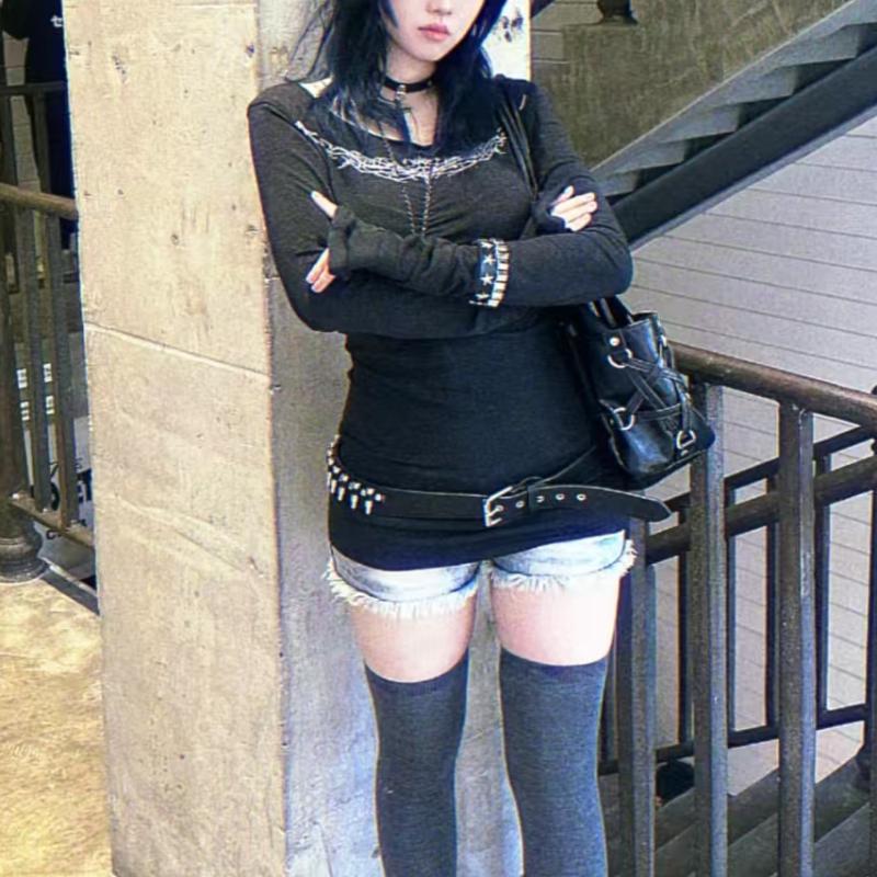 VAYLA Y2k Gothic Print T-shirt Trashy 2000s Style Long Sleeve Tops Vintage Harajuku Streetwear American Retro T-shirts