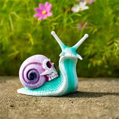 Funny Halloween Outdoor Garden Statue Gothic Snail Skull Skeleton Snail Decoration for Home Garden Patio