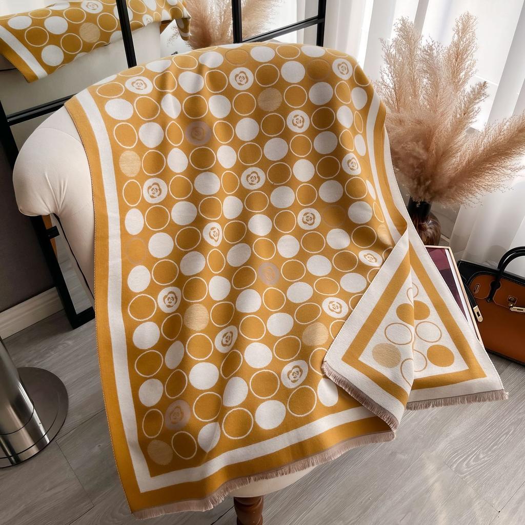 Big-Name Camellia Decoration Fashionable Imitation Cashmere Women'S Warm Scarf Short Beard Tassel Extended Shawl