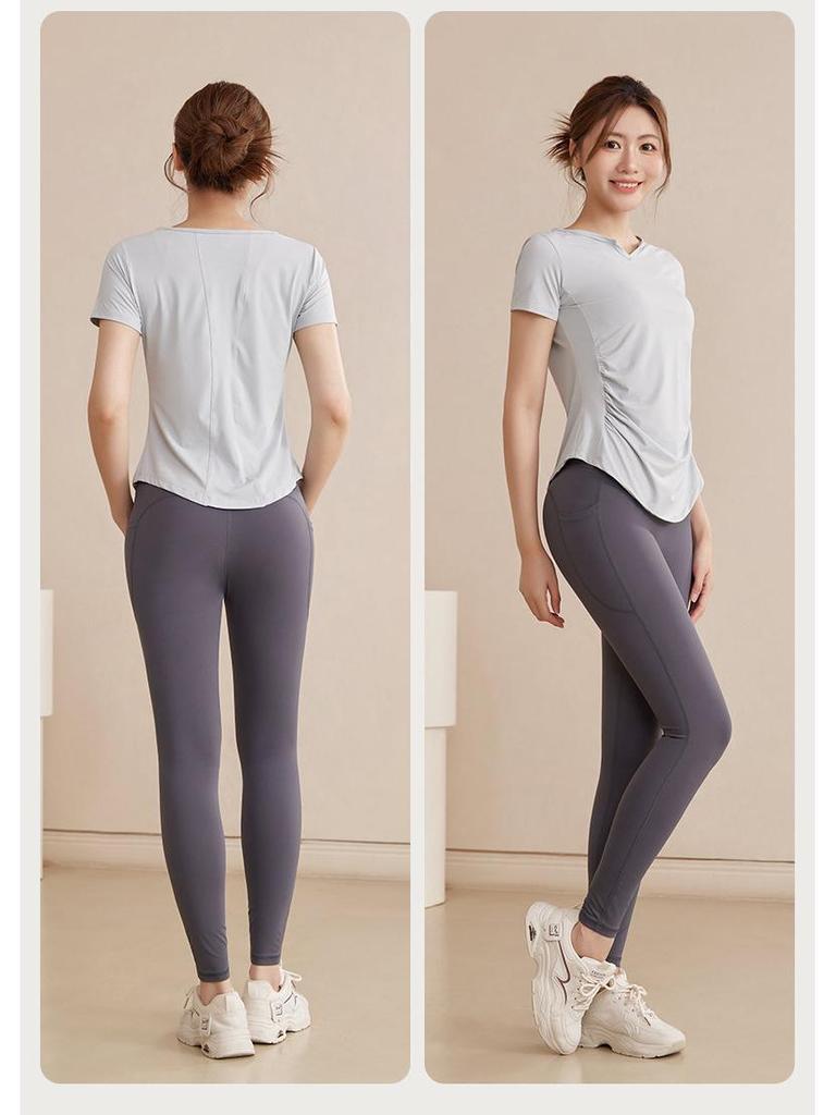 Plus Size Women's Quick-Dry Yoga Top - Short Sleeve, Slimming, Loose Fit for Running & Fitness