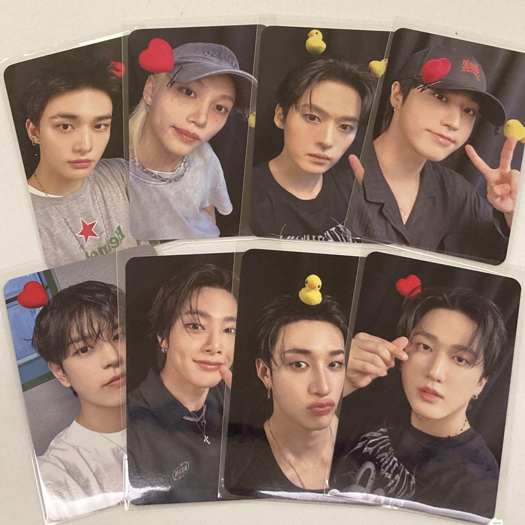 

[Б/У] stray kids KARMA Pop-Up Лакидро Торговые карточки (Полный набор из 8 штук)