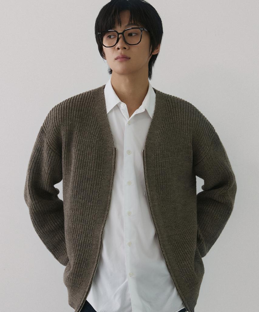 NODU Essential V-Neck Knit Zip-Up Cardigan [Dark Beige]