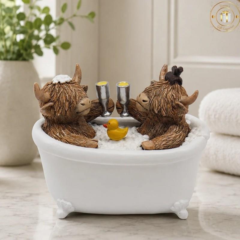Highland Cow Bathtub Resin Craft Ornament Cute Animal Figurine Home Decor Gift All Occasions