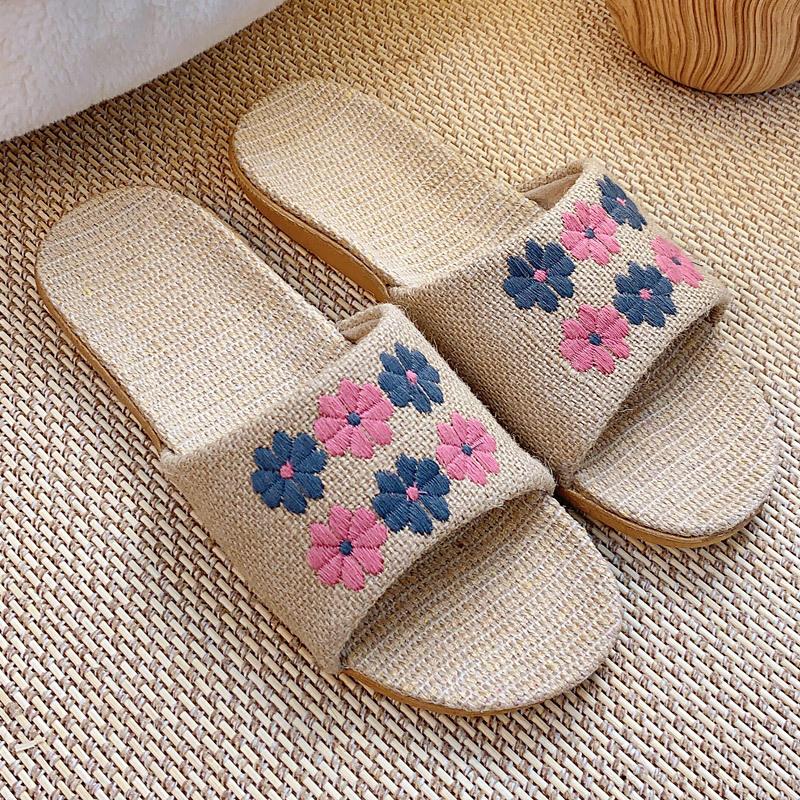 Machine embroidered women's new linen slippers women's summer home use couple indoor soft bottom non-slip cool slippers men's summer