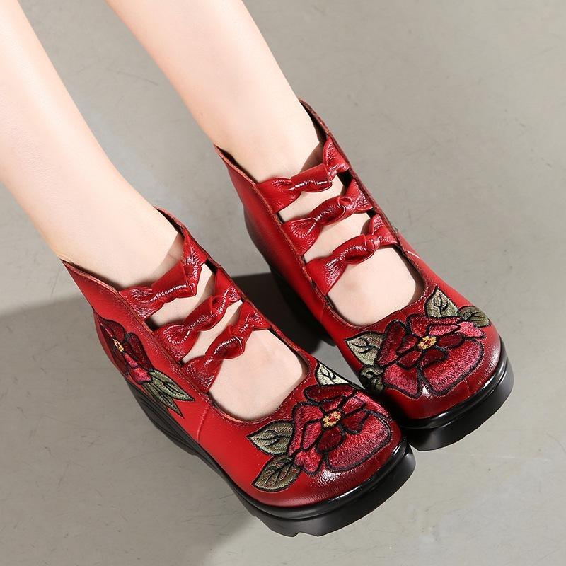 Scarpe vintage in vera pelle ricamate per scarpe da donna con zeppa e tacco alto