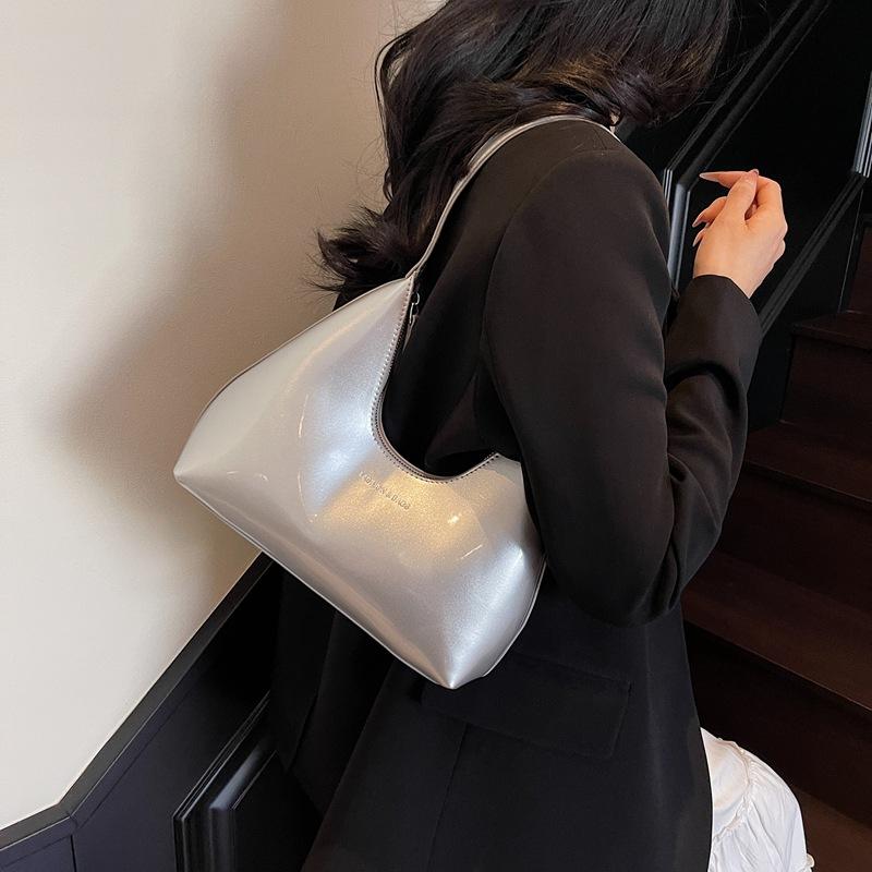 Casual Women's Bag New Fashion Shoulder Armpit Bag