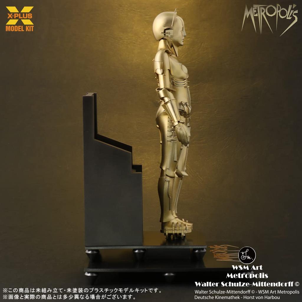 Metropolis Maria Scale Unpainted and Unassembled Plastic Model Kit X-Plus 1/8