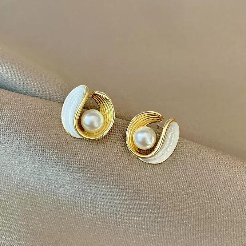 Elegant Exquisite Opal Petal Circle Stud Earrings For Woman  New Classic Jewelry Luxury Party Girl'S Unusual Accessories