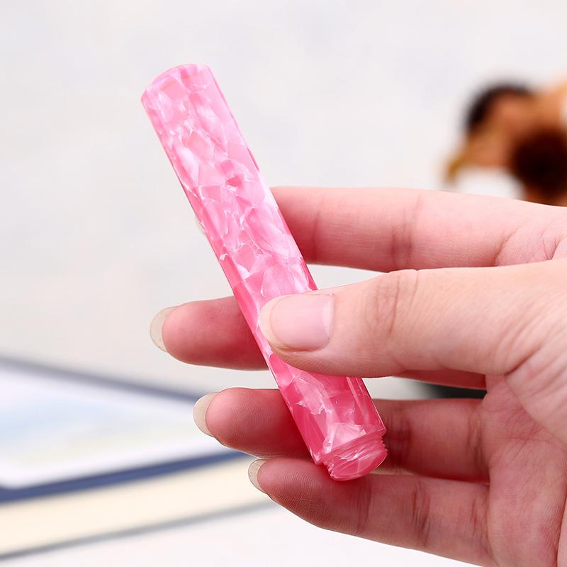 Taşınabilir Majohn Wancai Mini Reçine Dolma Kalem Yeşil-Beyaz İridyum F Uç 0.5mm Avuç İçi Kısa Mürekkepli Kalem Yazma Ofis Hediye Seti