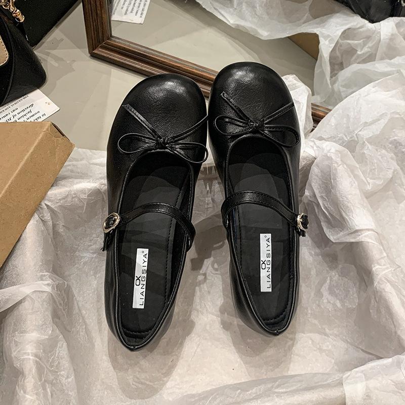 

2025 лето мелкий вырез молочно-желтая сумка увеличение внутренней высоты бант пряжка ремень одинарная обувь женская круглый носок туфли Мэри Джейн 35