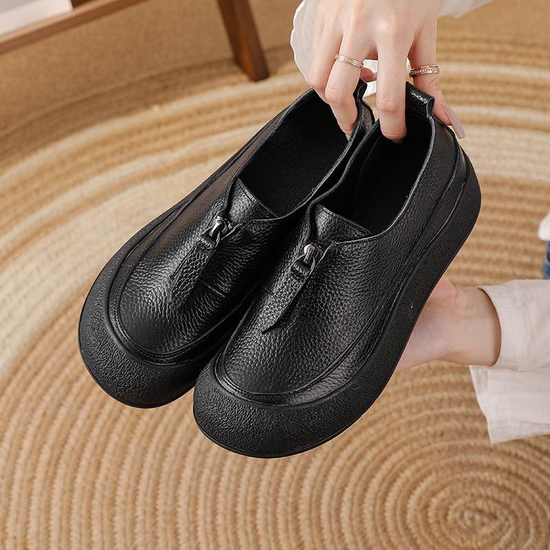 Spring new one-pedal first-layer cowhide retro soft sole large size flat-bottomed comfortable women's shoes