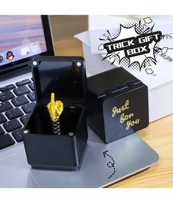 Christmas Interesting Prank Gift Middle Finger In Box Christmas Box Funny Creative Gifts Office Desk Decoration Home Decoration