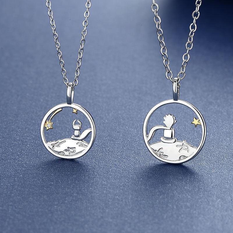 2pcs Couple'S Best Friend Little Prince Necklace, Cartoon Hollow Circular Pendant, Fashionable Chain Fox Temperament Accessory