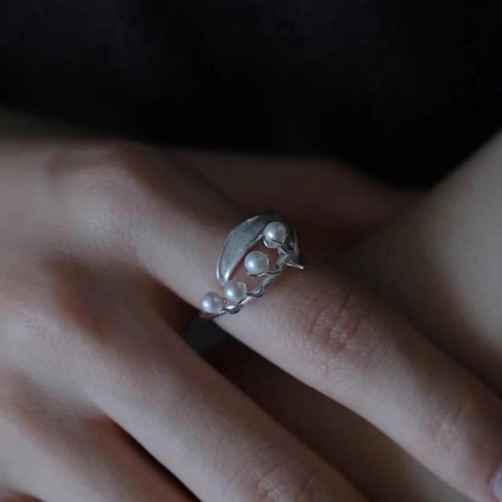 Lily of the Valley Pearl Vintage Ring: Women's Diamond Flower Design