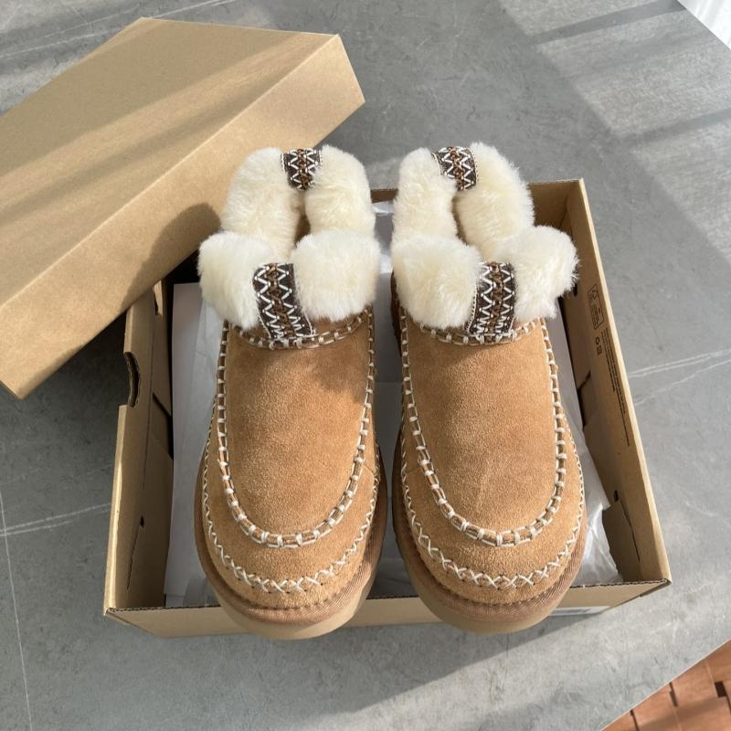 2025 winter new leather wool snow boots, piled and thickened warm one-pedal Alpine fluffy short boots for women
