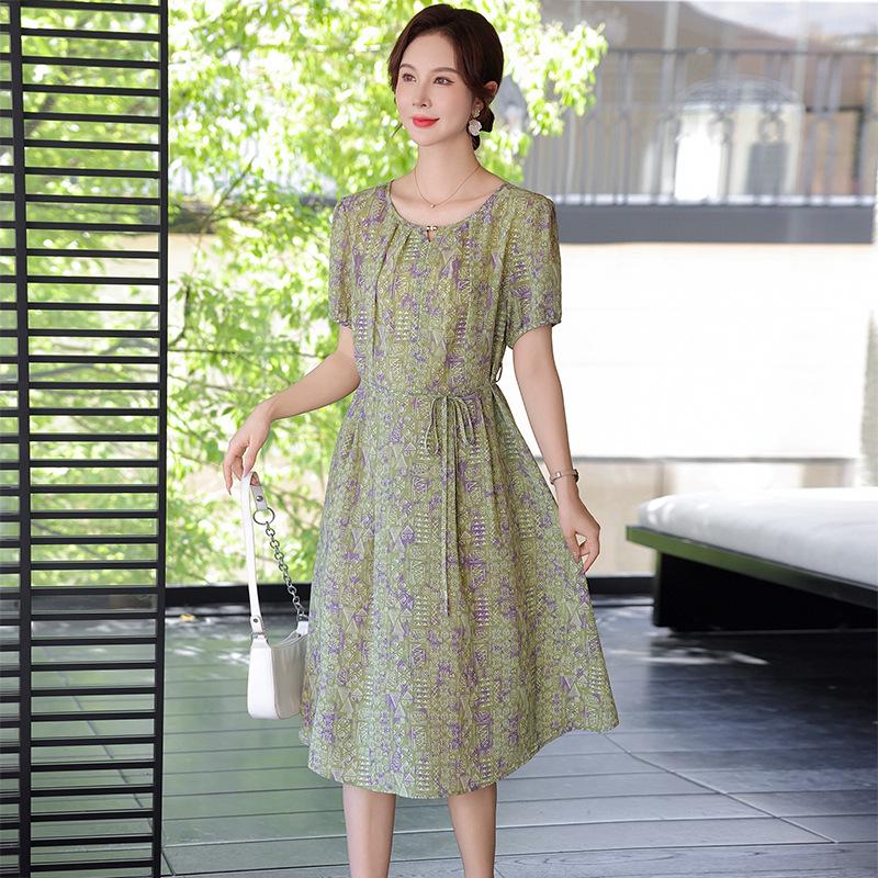 Xue Xi Mama 2026 Floral Slimming Summer Dress for Middle-Aged & Elderly Women - Short-Sleeve, Long Skirt 3XL (135-145 kg recommendation)