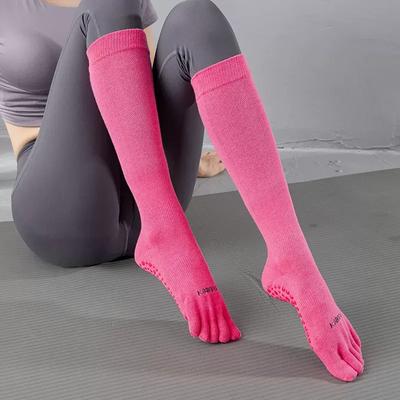 Pilates Yoga Çorapları Kadın Düz Renk Pamuklu Diz Üstü Çoraplar Profesyonel Kaymaz Beş Parmaklı İç Mekan Zemin Dansı Spor Çorapları