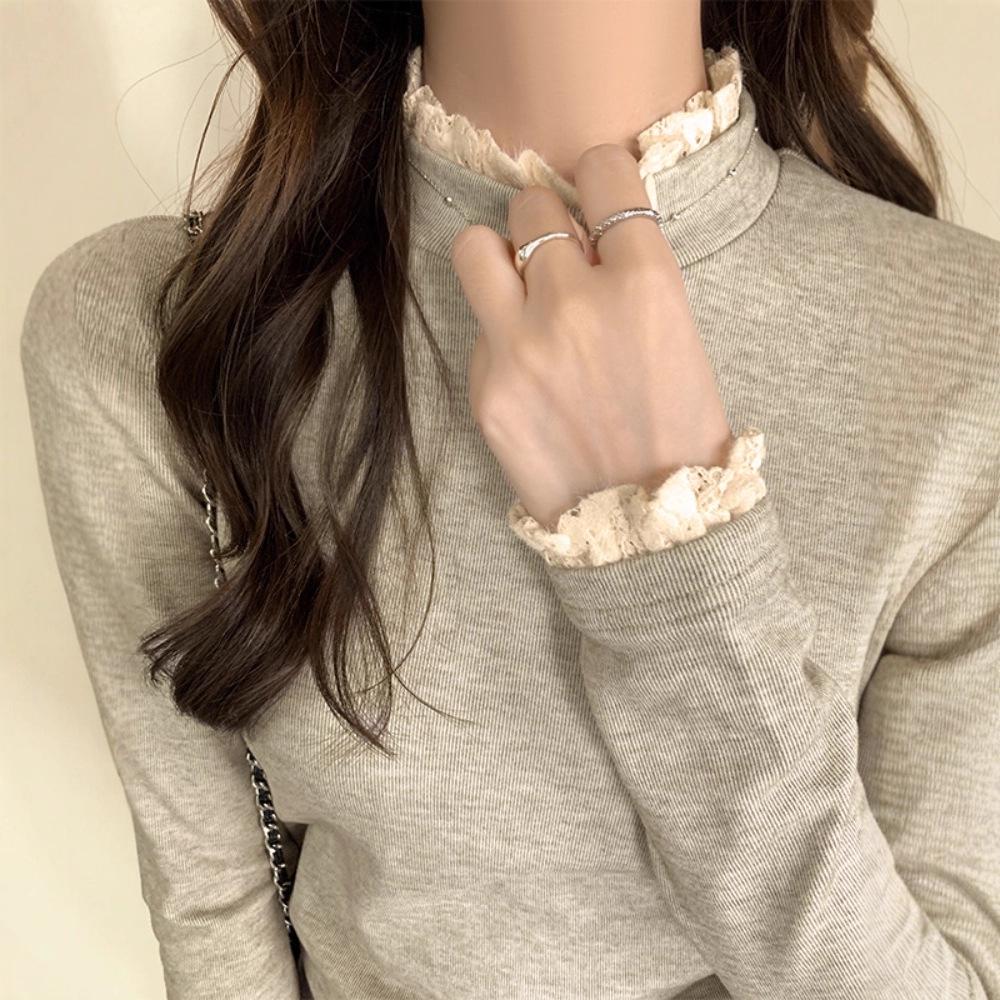 

Stylish Lace-Spliced Semi-High Neck Velvet Warm Base Layer Top for Women S