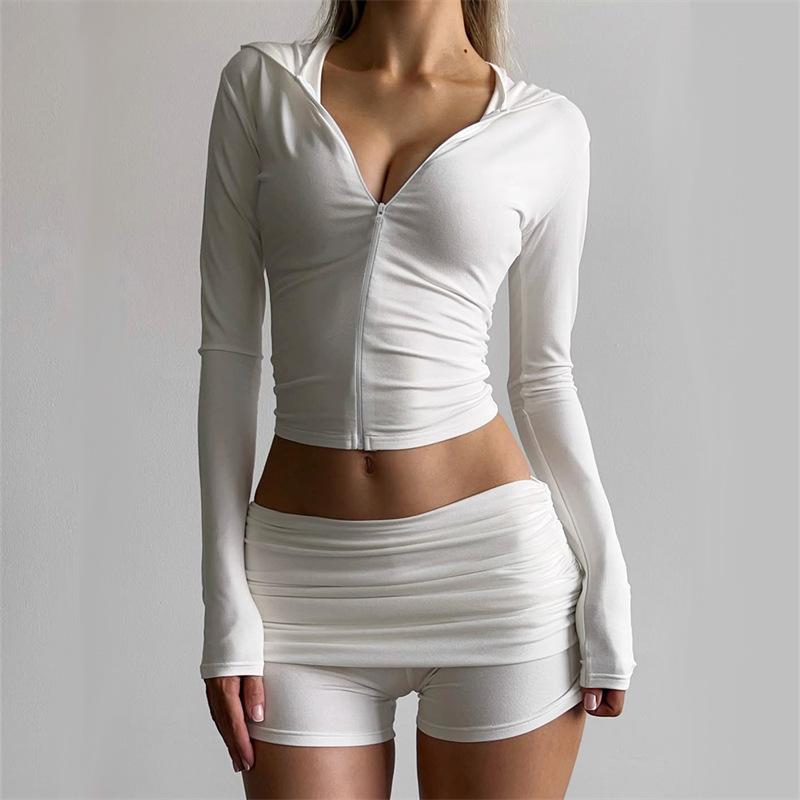 Women's European & American Style Autumn Zip-Up Hoodie & Pleated Shorts Sporty Two-Piece Set