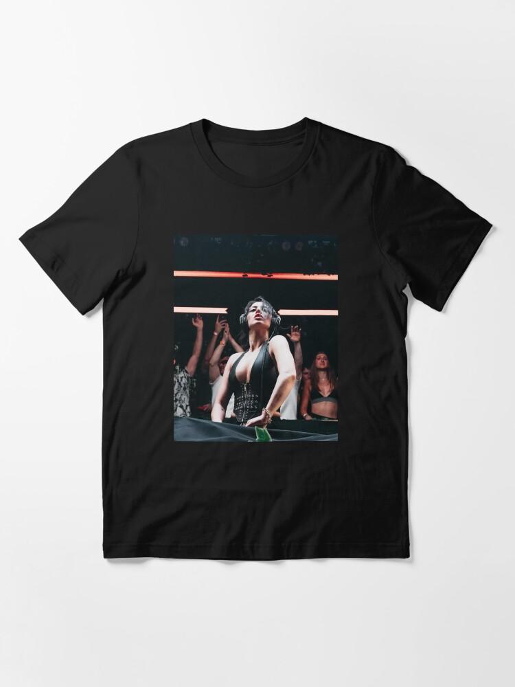 Sara Landry Sara Landry Hard Techno DJ Rave Live set Essential T-Shirt