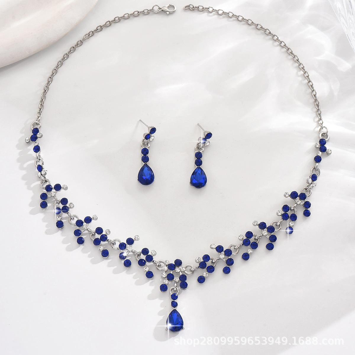 

Хрустальные серьги Свадебное ожерелье Свадебные аксессуары Платье с комплектом из двух частей