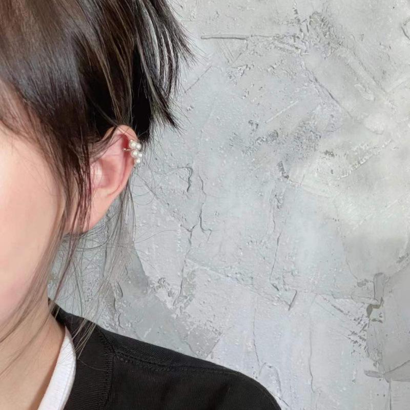 Niche Pearl Ear Clip: No-Pierce Simple Cartilage Studs, Sweet Drop Earrings