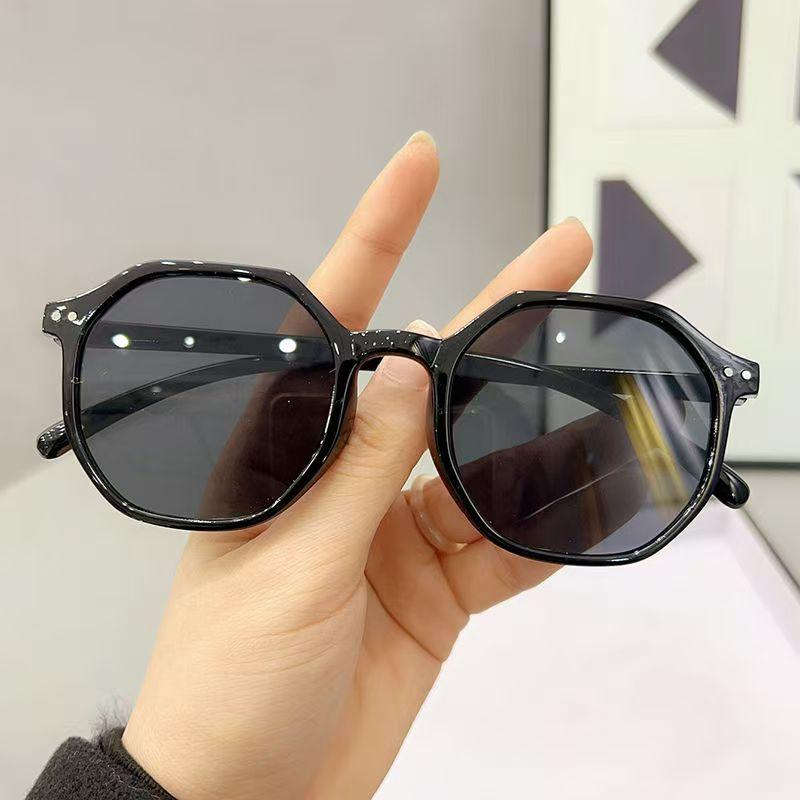 Lightweight Comfortable Durable High Quality Retro Stylish Round Shaped Male Female For Both Men Women Sun Glasses