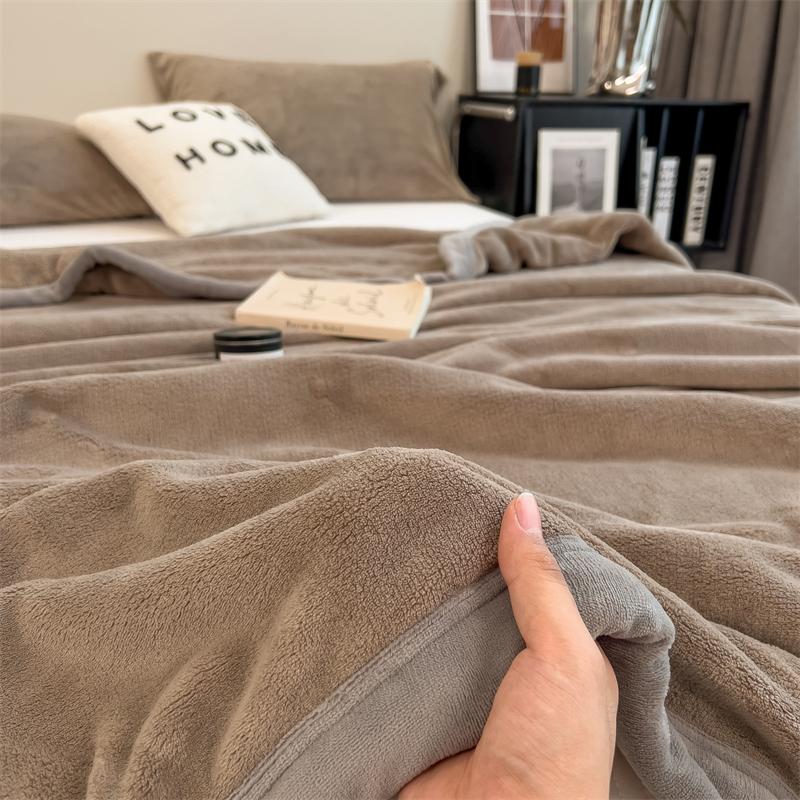 Double Layer Solid Color Milk Velvet Blanket Autumn Winter Thicken Warm Plush Blanket for Bed Sofa Single Double Thick Bed Sheet
