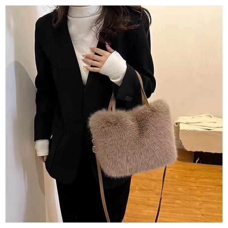 Autumn and Winter New Plush Handbag, Korean Version of Versatile One-shoulder Messenger Tote Square Bag, High-end Fashion Women's Bag