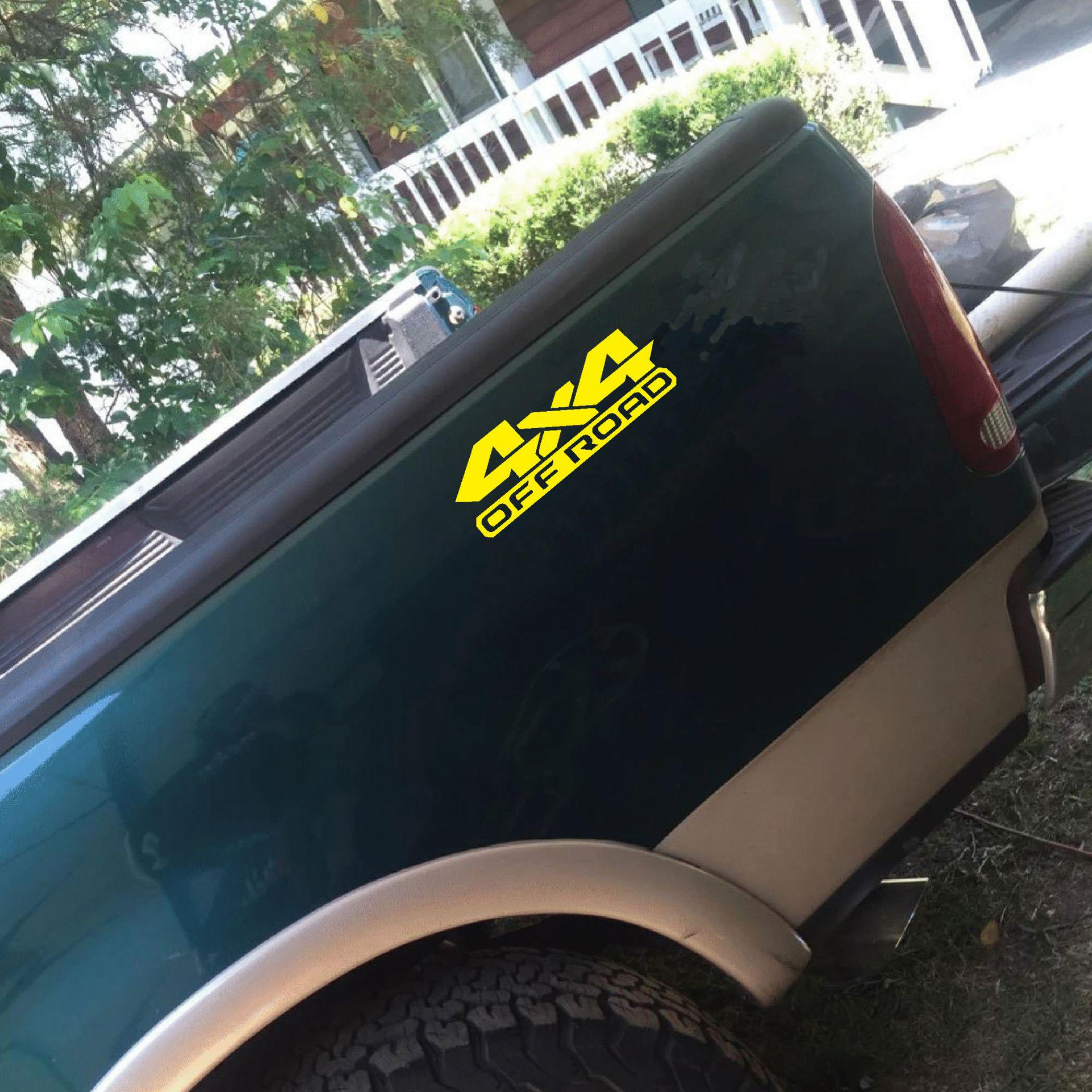 

Наклейка 4x4 для кузова пікапів Ford F-Series та Dodge RAM жовтий