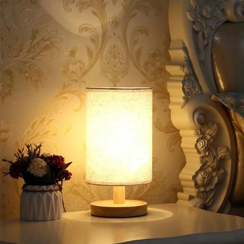 Retro Style LED Table Lamps Simple Style Decoration Table Lamps Dimmable USB Plug Fabric Lamp Shade Bedsides Bedroom Night Light