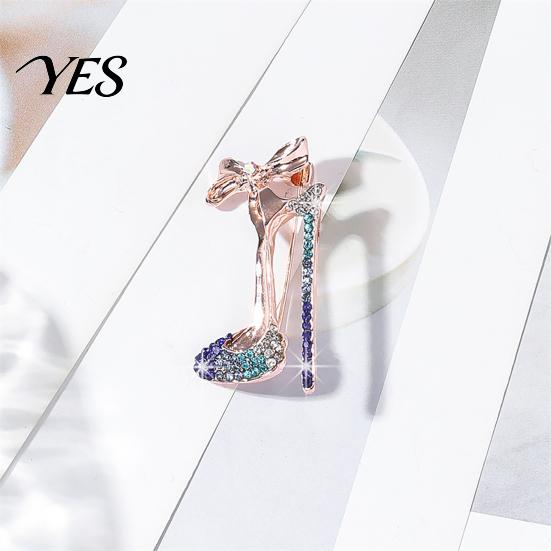 Sparkling Brooch Pin Pin, High Heels Bow Shape Lapel with Statement Rhinestones, Women Badge for Suits Coats Bags Accessories