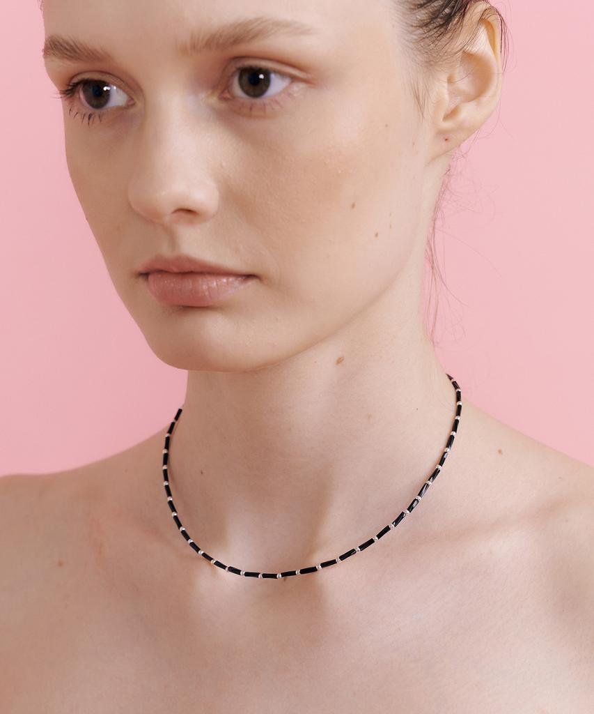 Matias Black Dot Necklace