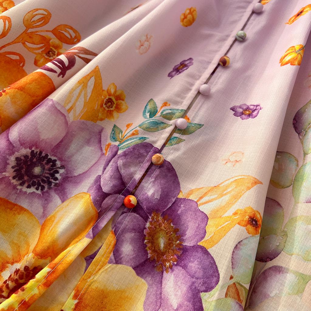 Kleid mit Blumendruck für Damen, Rüschen, fliegende Ärmel, kontrastierende einreihige Kleider, Taillenschnürkleider im Palaststil