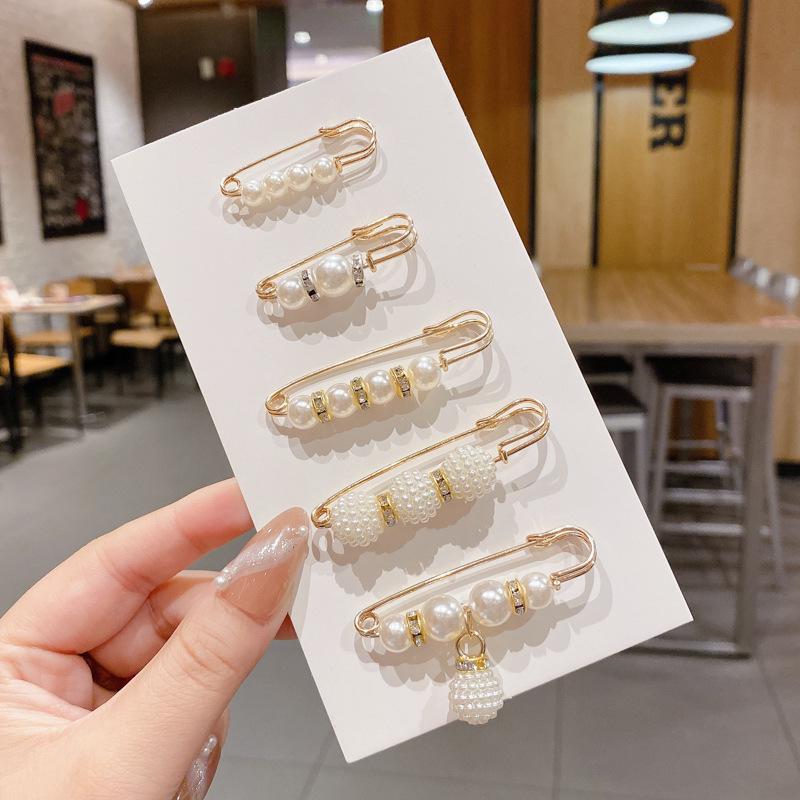 Pants Waist Tightening Pin: High-End Adjustable Anti-Exposure Buckle