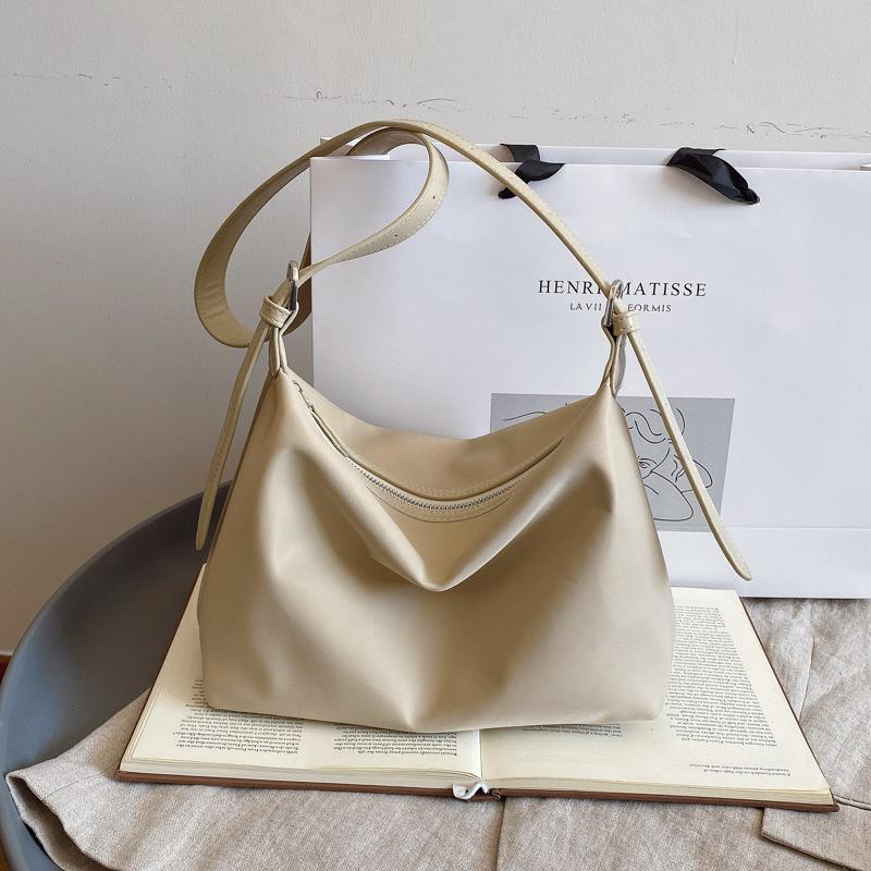 Premium bag women's cloth bag new niche dumpling bag versatile shoulder messenger bag