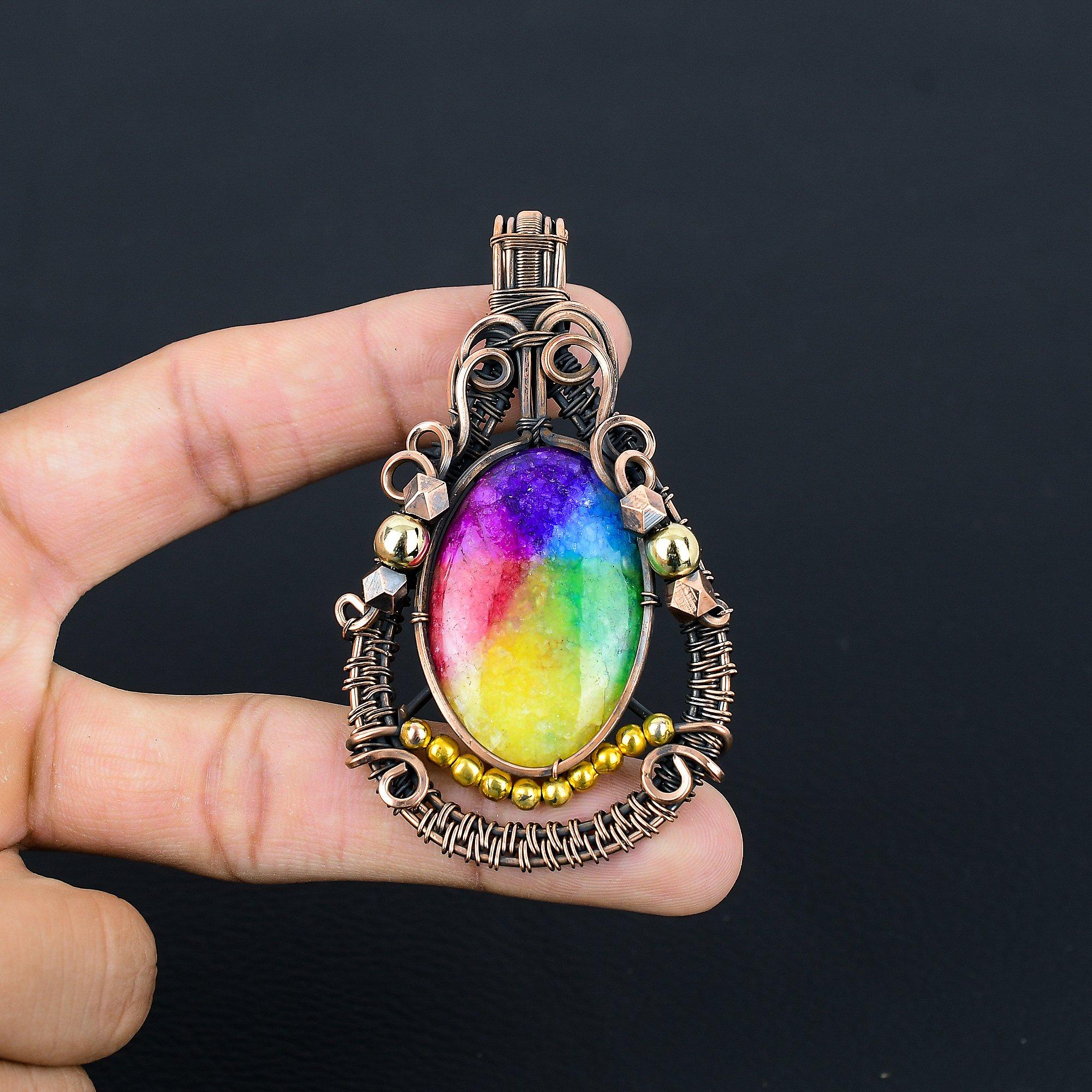 

Кулон из Радужного Солнечного Кварца, обернутый медной проволокой 999 пробы, Ювелирное изделие с подвеской из драгоценного камня ручной работы, Подарки для жены, Новая подвеска 2.55 Inches