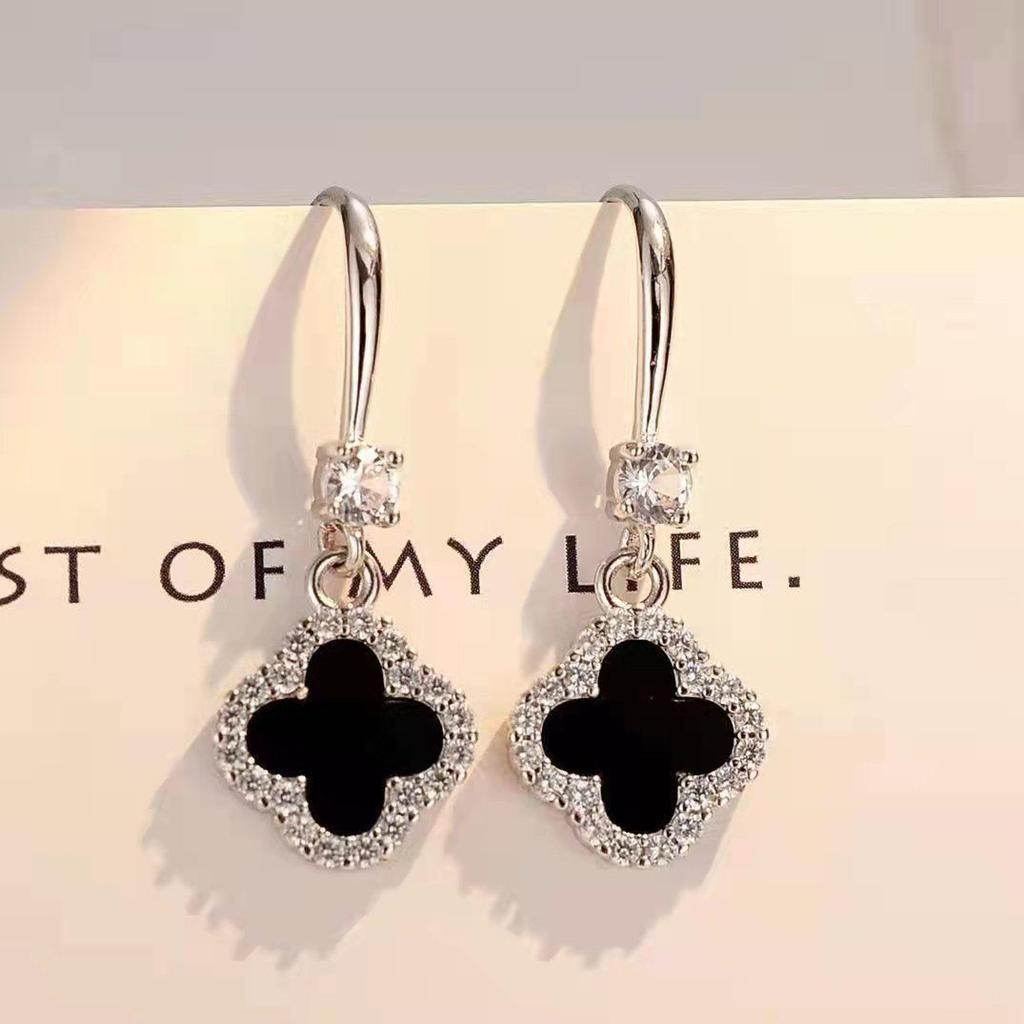 Emerald Stud Earrings with Leaves and Flowers In S925 Sterling Silver, Featuring Zircon Inlay and Metal Ear Hooks - Perfect for Women.