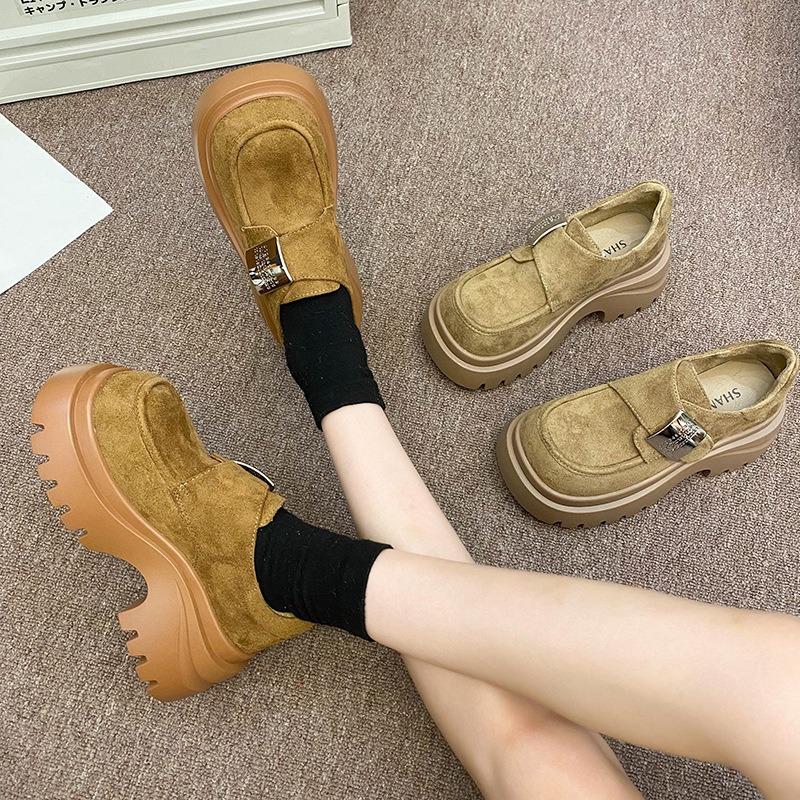 Retro round head shallow mouth women's new spring and autumn fashion versatile square heel one pedal casual shoes