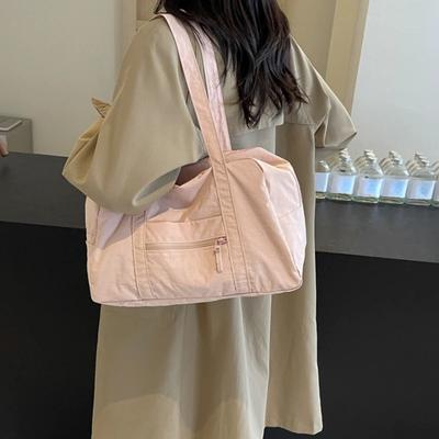 Lässige Große Capaci Nylontuch Tasche Damen Neue Mode Pendler Schultertasche Kurzstrecken-Reisetasche Fitness-Taschen