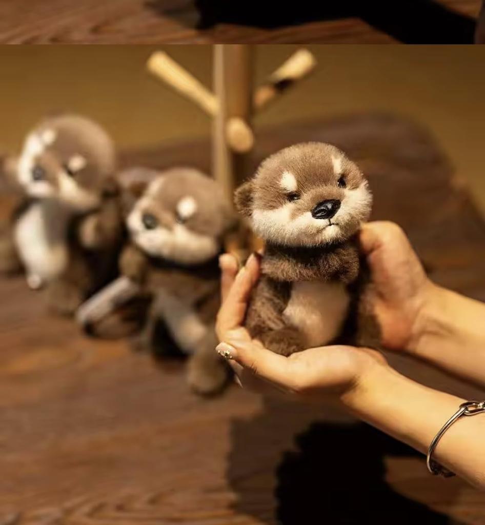 Cute and Funny Otter Plush Toy with Strap, Perfect for Girls, Elementary School Students, and Children. A Great Birthday Gift.