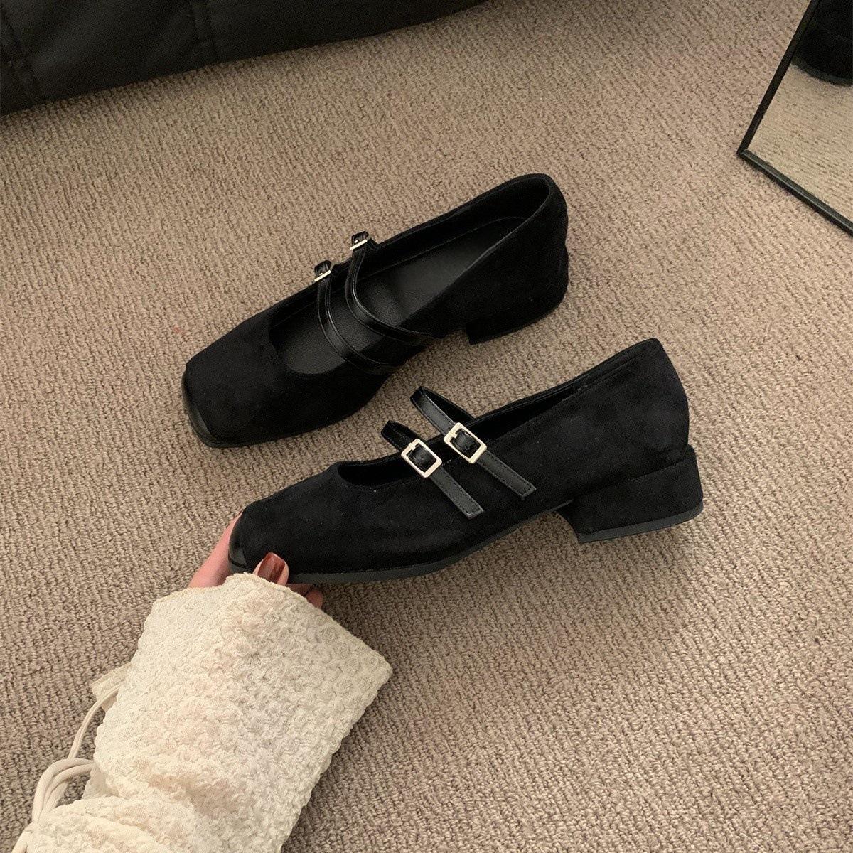 

Square head double-breasted Mary Jane shoes for women s spring and autumn 2025 new gentle matching skirt thick heel light mouth single shoes 35 чёрный