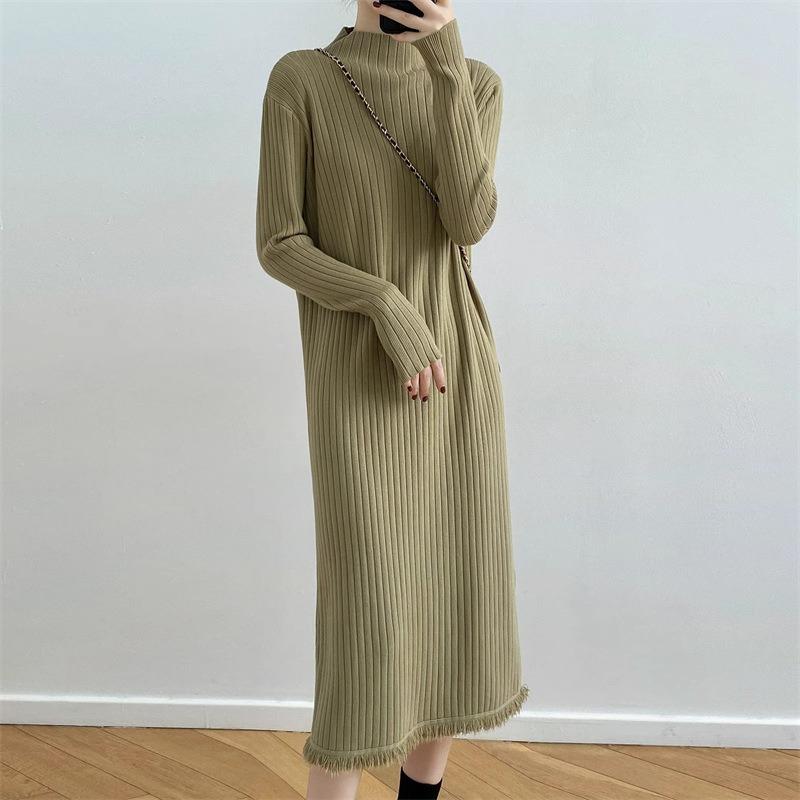 Inside long-sleeved semi-turtleneck knitted sweater dress women's autumn and winter new knee-length fringed sweater skirt women