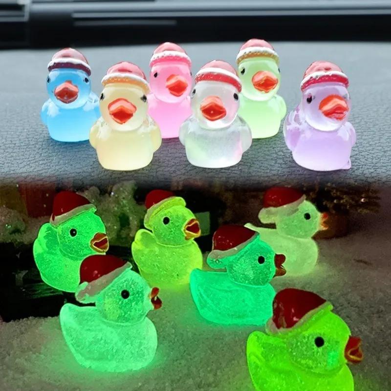 6/1pcs Duck Ornaments Car Christmas Hat Cartoon Luminous Little Duck Ornaments Noctilucent Resin Automotive Decoration Ornaments