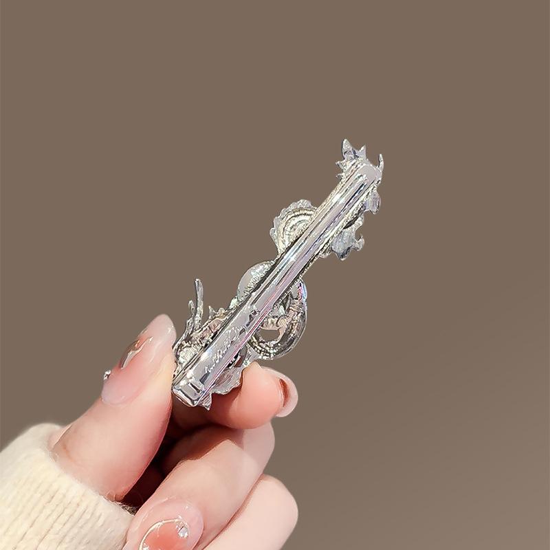 Natal year dragon-shaped hairpin fashion temperament duck bill clip Guochao retro design side hair accessories