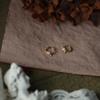 Xiao Shi S925 Sterling Silver 14K Gold-Plated Shiny Ear Cuff Hoop Earrings.