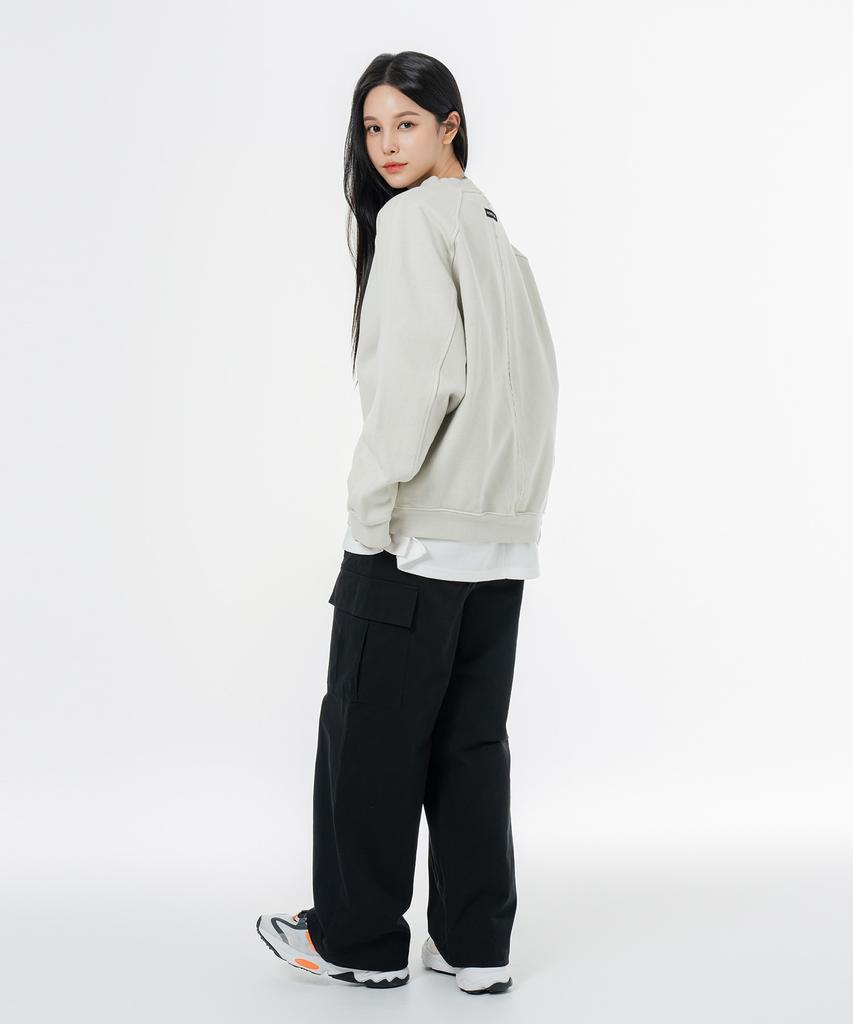 MOZMOZ Heavy Weight Pigment Raglan Back Slit Oversized Sweatshirt Beige