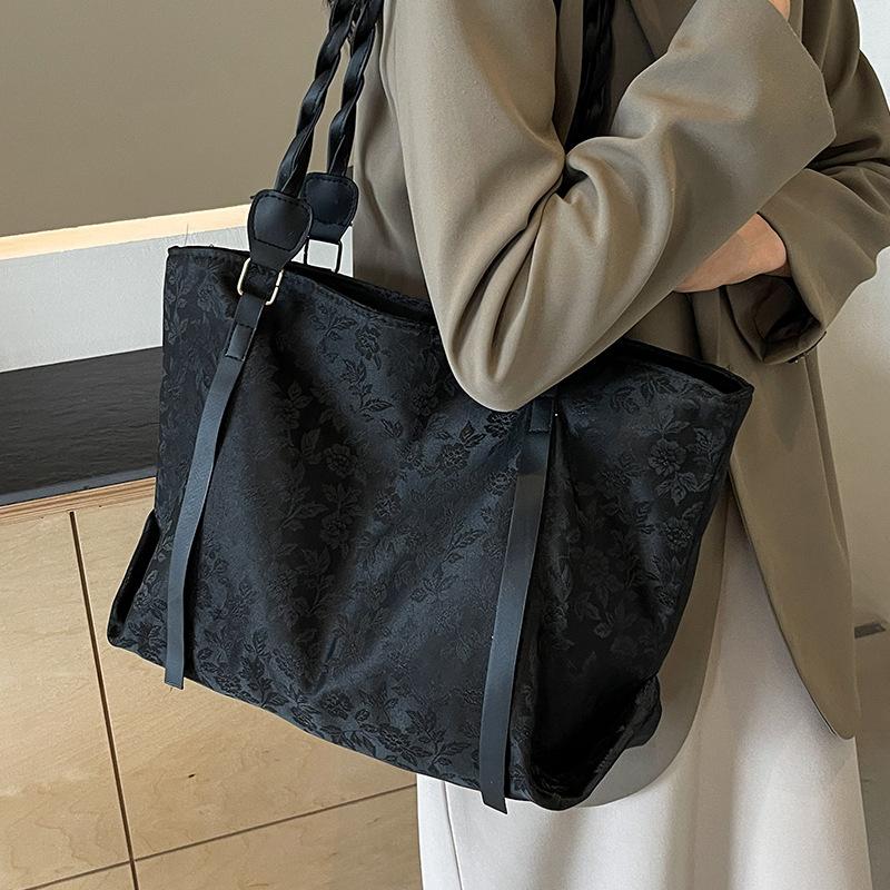 Große Tragetasche Neue High-End Pendler-Freizeittasche Neue Chinesische Nische Ein-Schulter-Handtasche